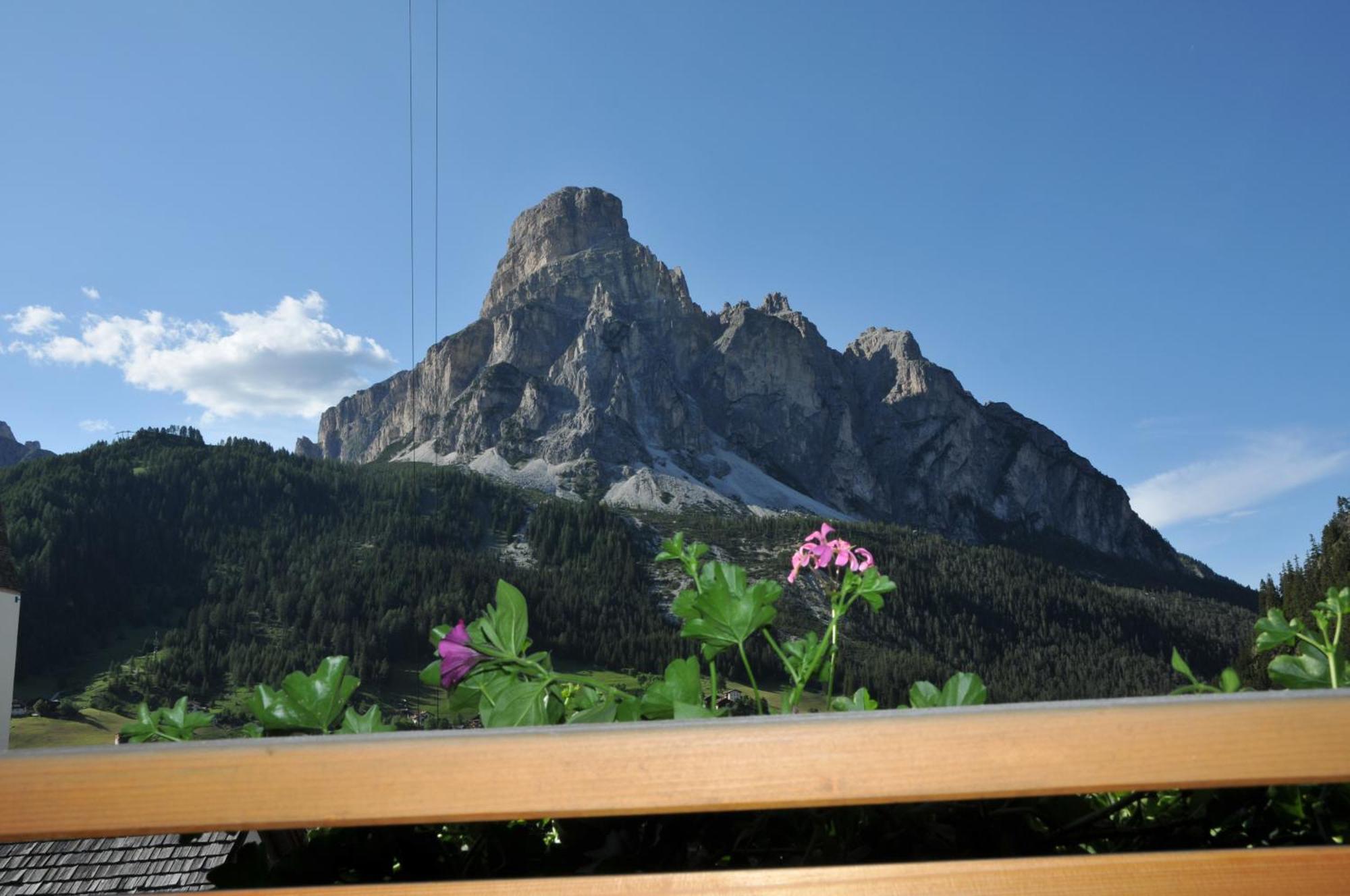 Chalet Madrisa Corvara In Badia Exterior photo