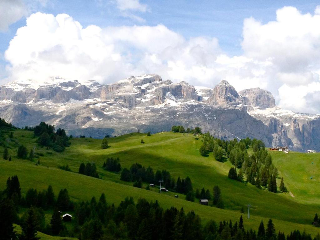 Chalet Madrisa Corvara In Badia Exterior photo